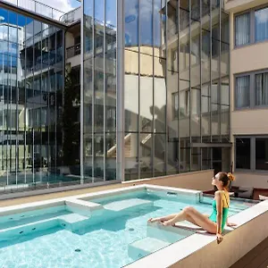 https://athenaeum-florence.it-tuscanyhotel.com